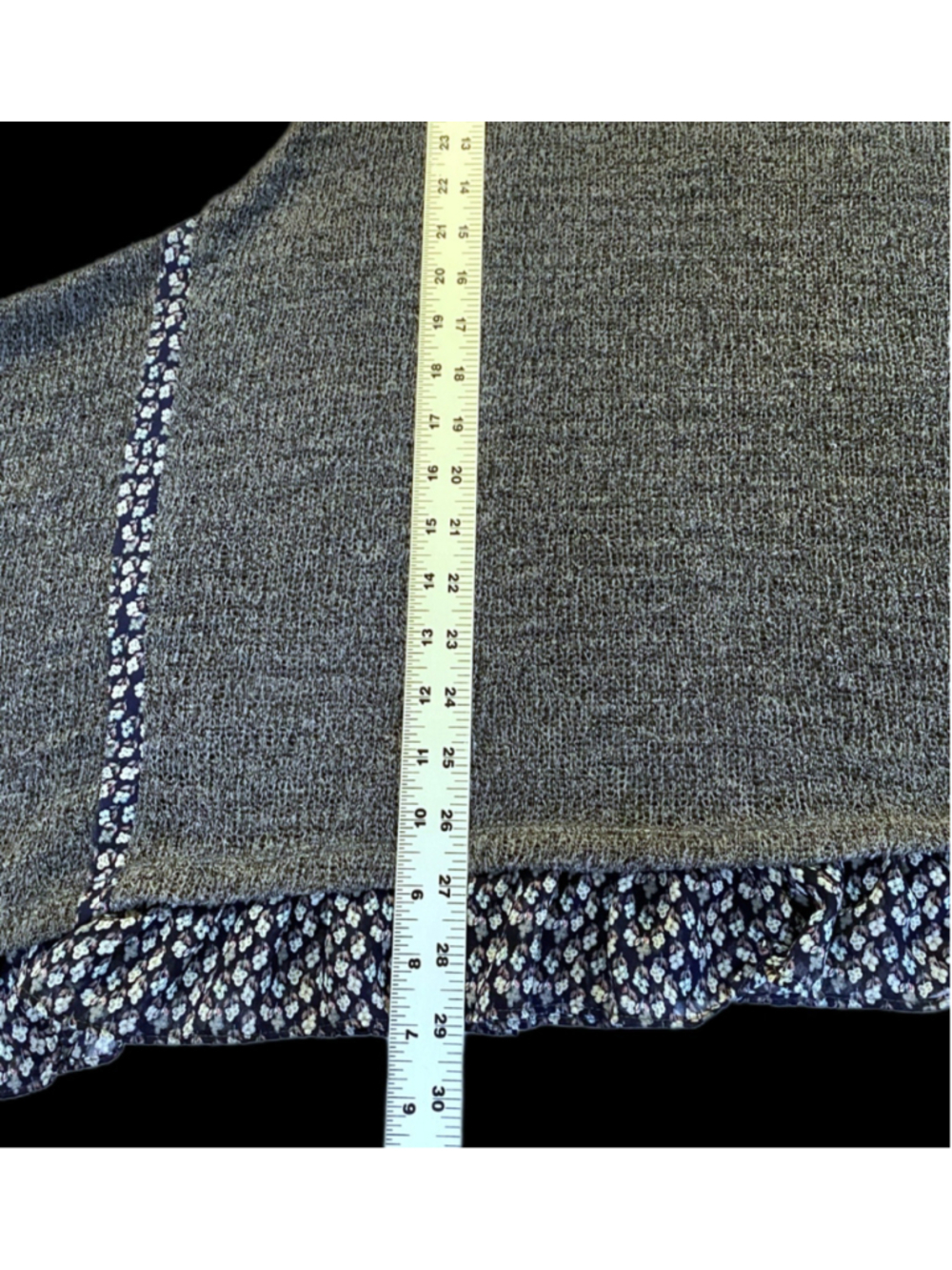 Easel Womens Large Gray Lagenlook Floral Ruffle Sharkbite Hem BohoTunic - Picture 7 of 8